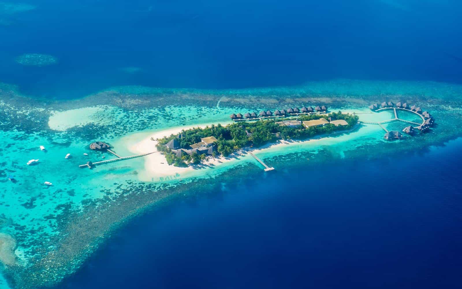 maldives-aerial-BLUEST1216